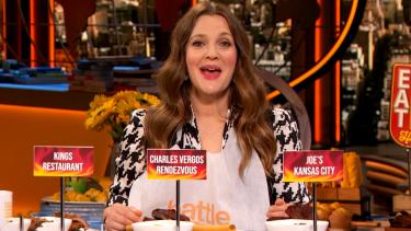 Drew and Ross Mathews Crown the Best BBQ in the Country | Battle of the Bites