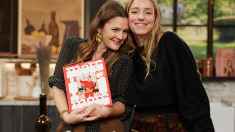 Molly Baz and Drew Finish Up Their Ramen Noodles with Mushrooms and Soy Butter