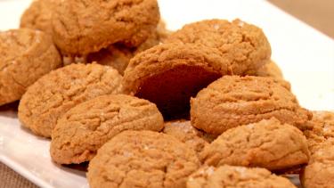 Pilar Valdes Has a Perfect Five-Ingredient Recipe for Peanut Butter Lovers 