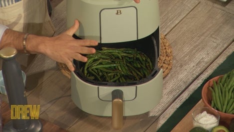 Ross Mathews Teaches Drew How to Make His Air Fried Green Bean Snack | Rossipe 