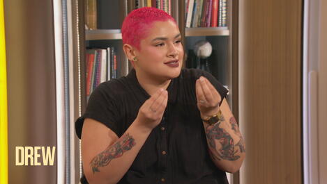 Professional Makeup Artist Karol Rodriguez Answers Audience Contour Questions 