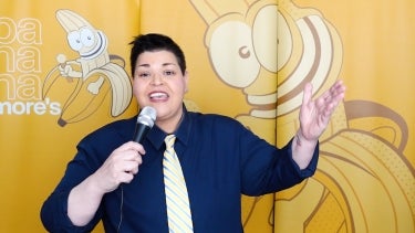 Jen Kober Reacts to Bingeing Family Feud Marathons with Her Grandma | Bananamore's  