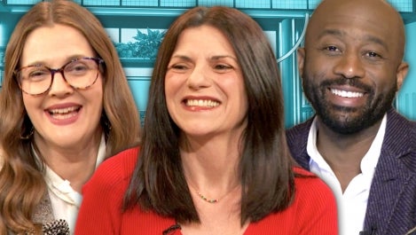 Drew and Mikel Welch Help a Single Mom Makeover Living Room After 10 Years Sleeping on Couch