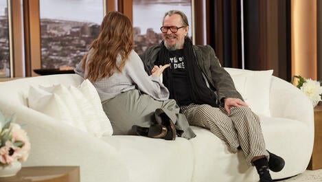 Gary Oldman on Making 27 Round Trips to London While Filming "The Dark Knight" 