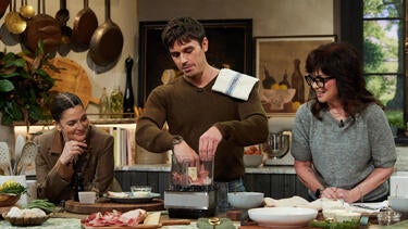 Antoni Porowski Shows How to Make Tortellini in Brodo Inspired by Justin Theroux's Favorite Childhood Dish