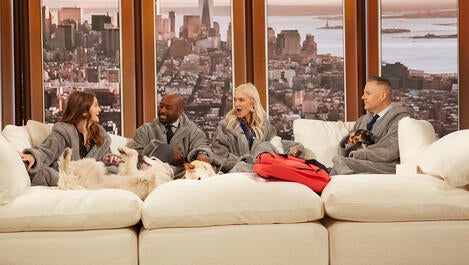 Drew, Zanna Roberts Rassi, and Mikel Welch Explore Products for a Cozy Weekend | Weekender