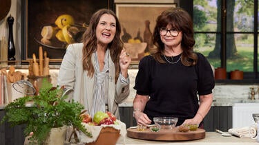 Valerie Bertinelli Shows How to Make Ham, Apple & Cheddar Sandwiches | Fast & Frugal